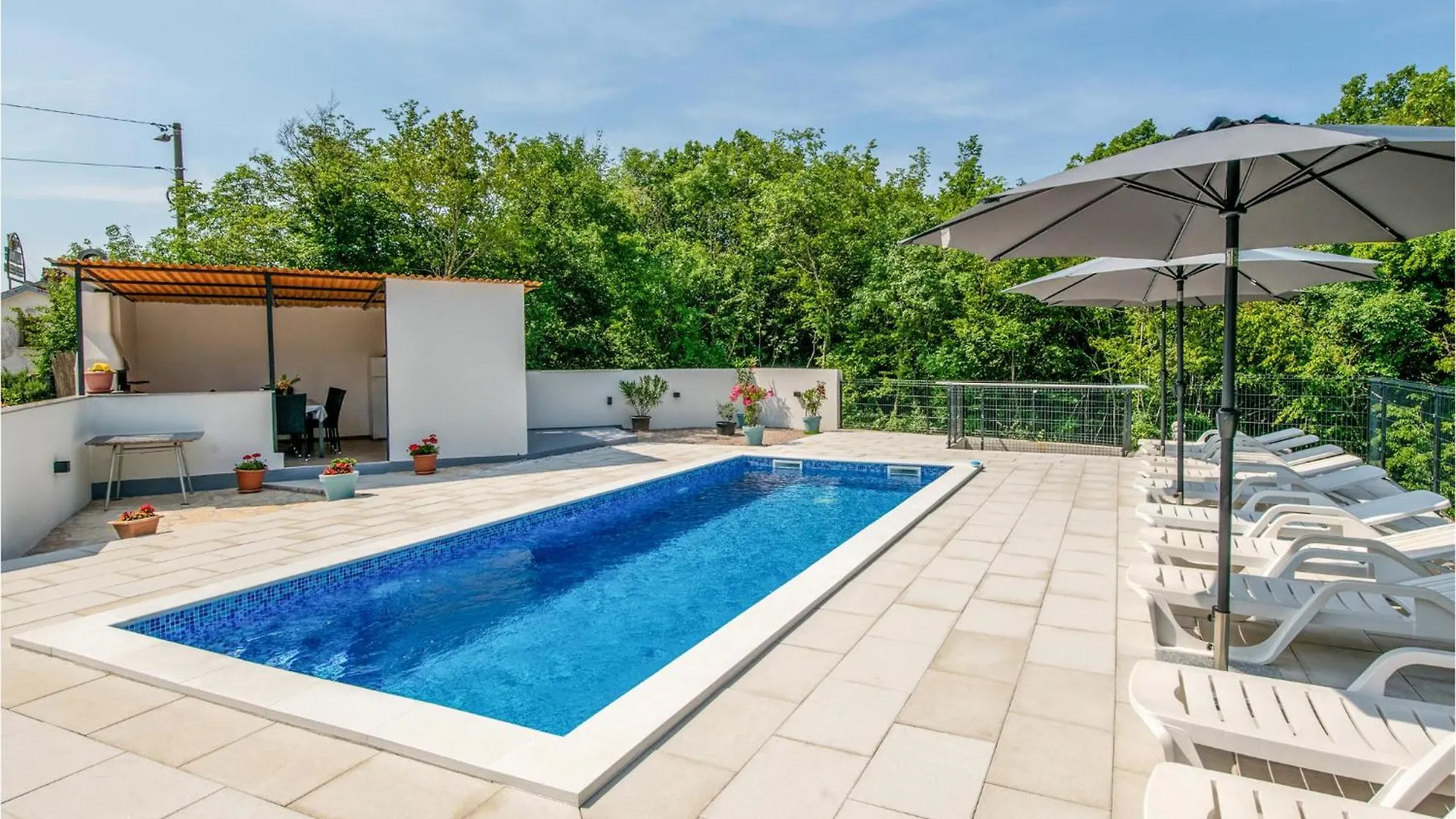 Gorgeous Home In Labin With Kitchen